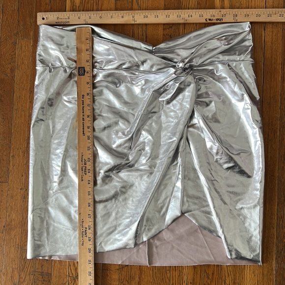 SKIMS METALLIC SWIM SARONG MINI SKIRT - Picture 10 of 15